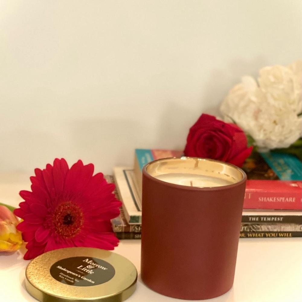 Shakespeares Garden 8oz Candle